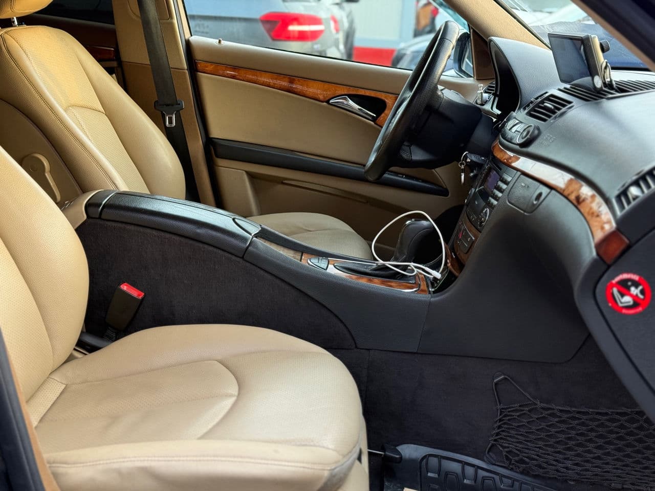 2002 Mercedes E 240 — Miniatură 13