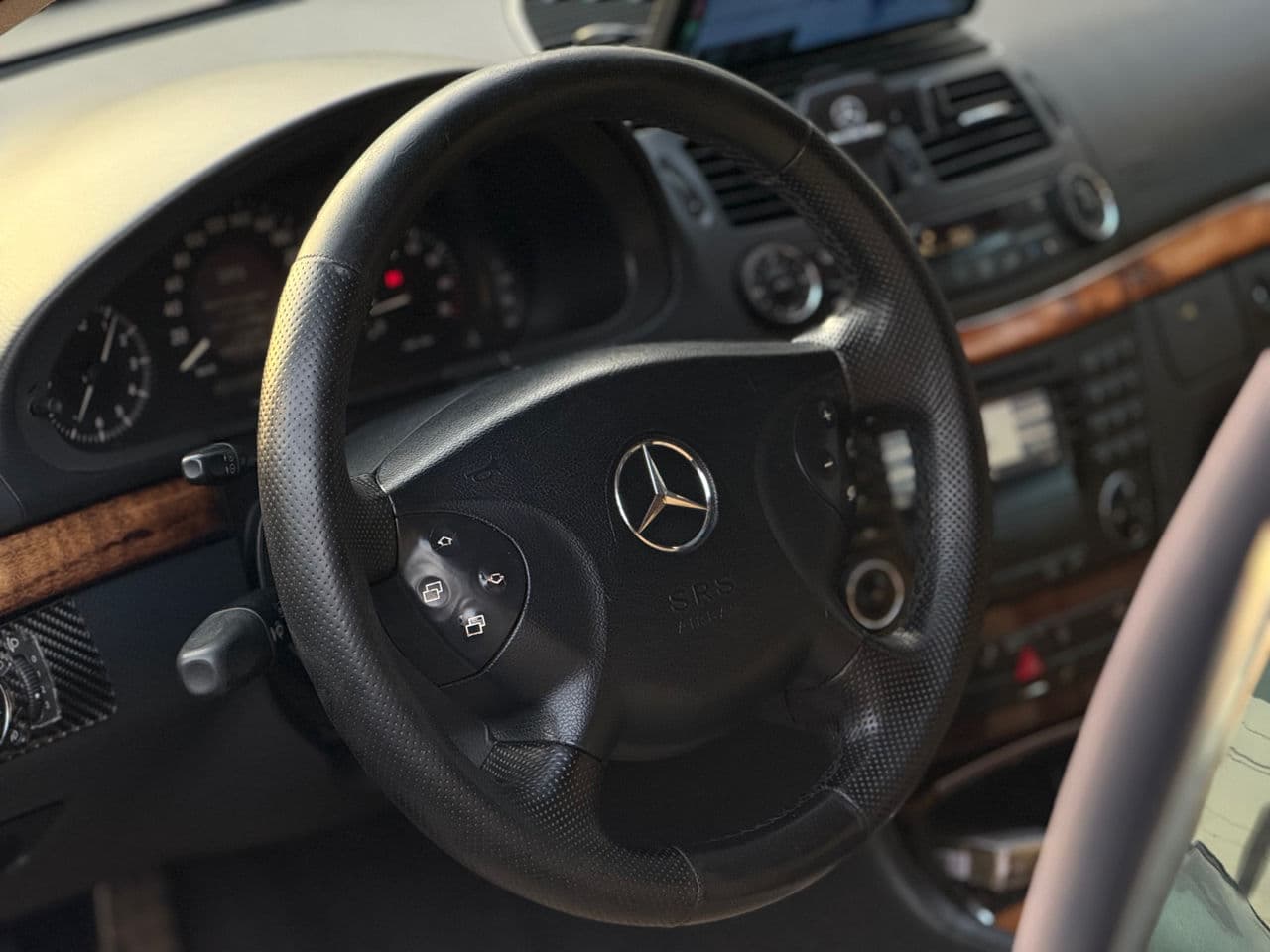 2002 Mercedes E 240 — Miniatură 7