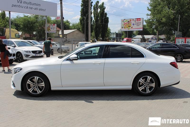 2019 Mercedes E 200 — Miniatură 5