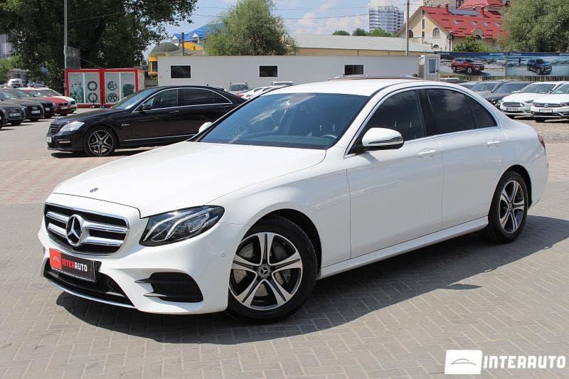 2019 Mercedes E 200 — Miniatură 4