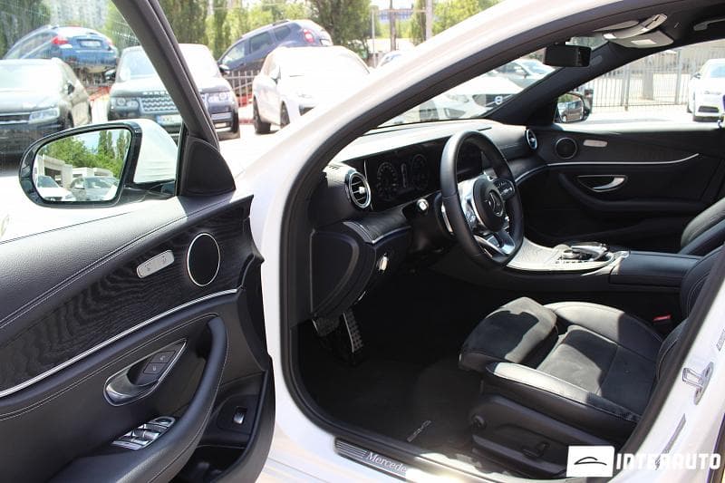 2019 Mercedes E 200 — Miniatură 10