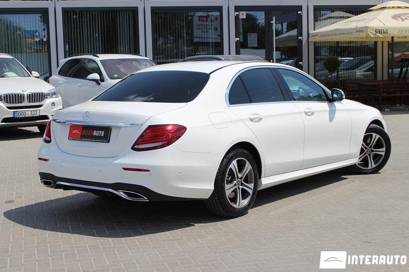 2019 Mercedes E 200 — Miniatură 8
