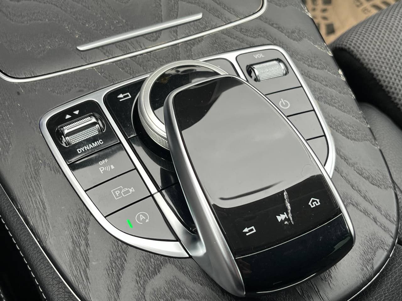 2019 Mercedes E 200 — Miniatură 17
