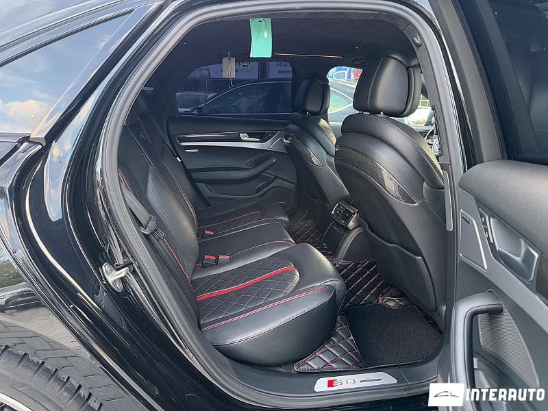 2016 Audi S8 — Miniatură 8