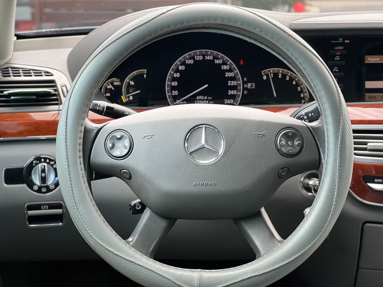 Mercedes S 350 2008 — Миниатюра 10
