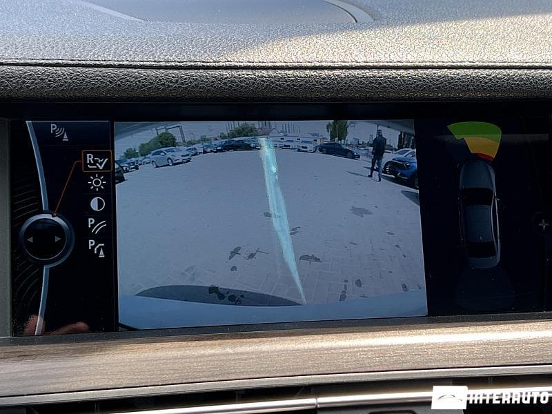 2010 BMW 730 — Miniatură 12