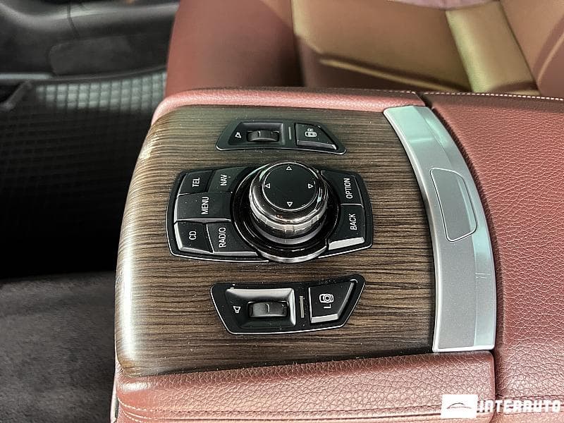 2010 BMW 730 — Miniatură 17