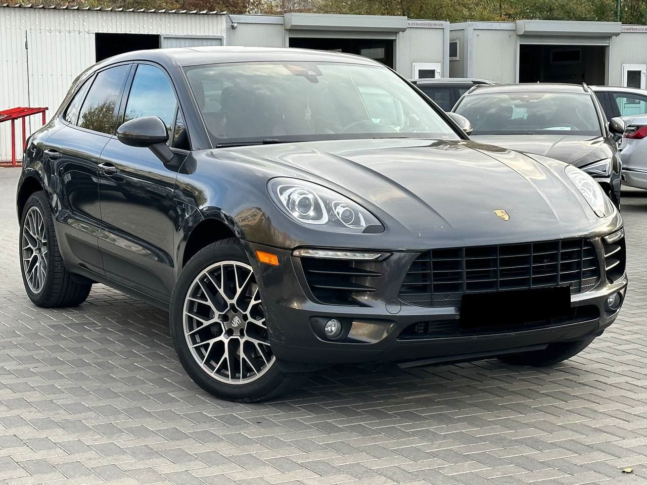 2016 Porsche Macan — Miniatură 3