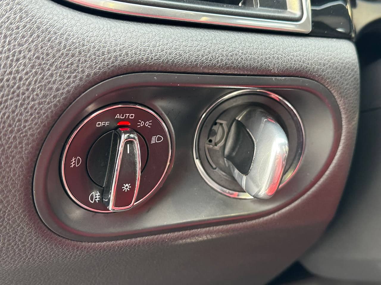 2016 Porsche Macan — Miniatură 8