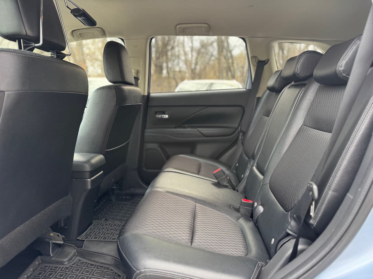 2014 Mitsubishi Outlander — Miniatură 16
