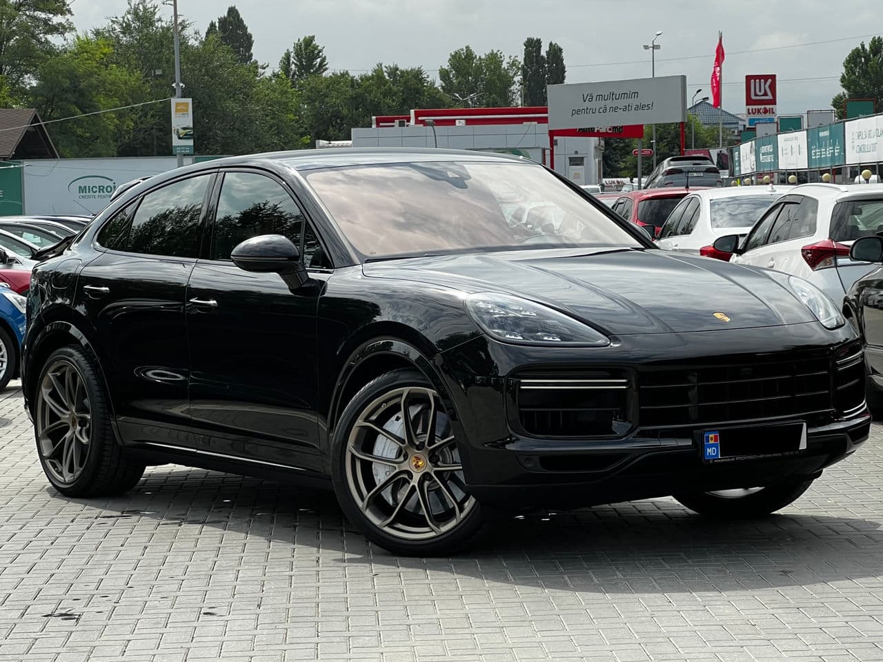 2019 Porsche Cayenne Turbo Coupe — Miniatură 2