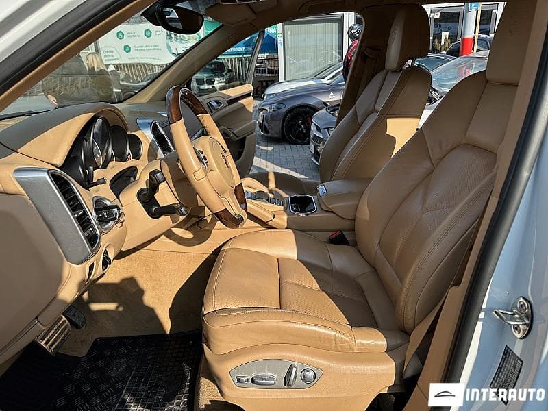 2014 Porsche Cayenne S Hybrid — Miniatură 6