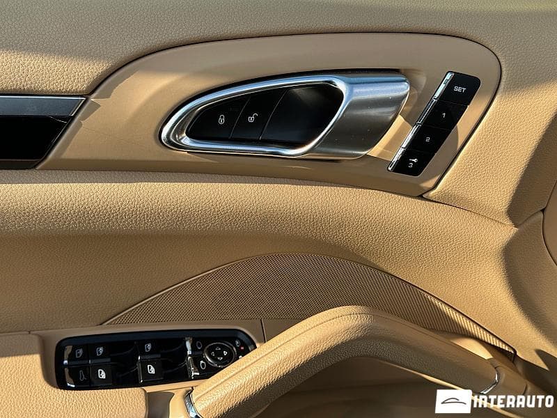 2014 Porsche Cayenne S Hybrid — Miniatură 14