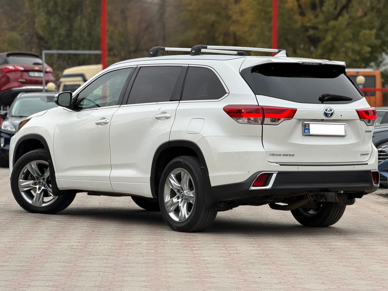 2016 Toyota Highlander — Miniatură 3