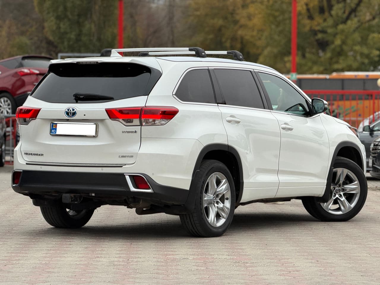 2016 Toyota Highlander — Miniatură 2