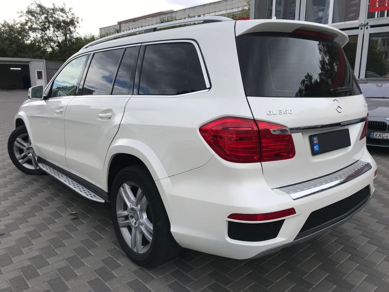 2015 Mercedes GL 350 — Miniatură 2