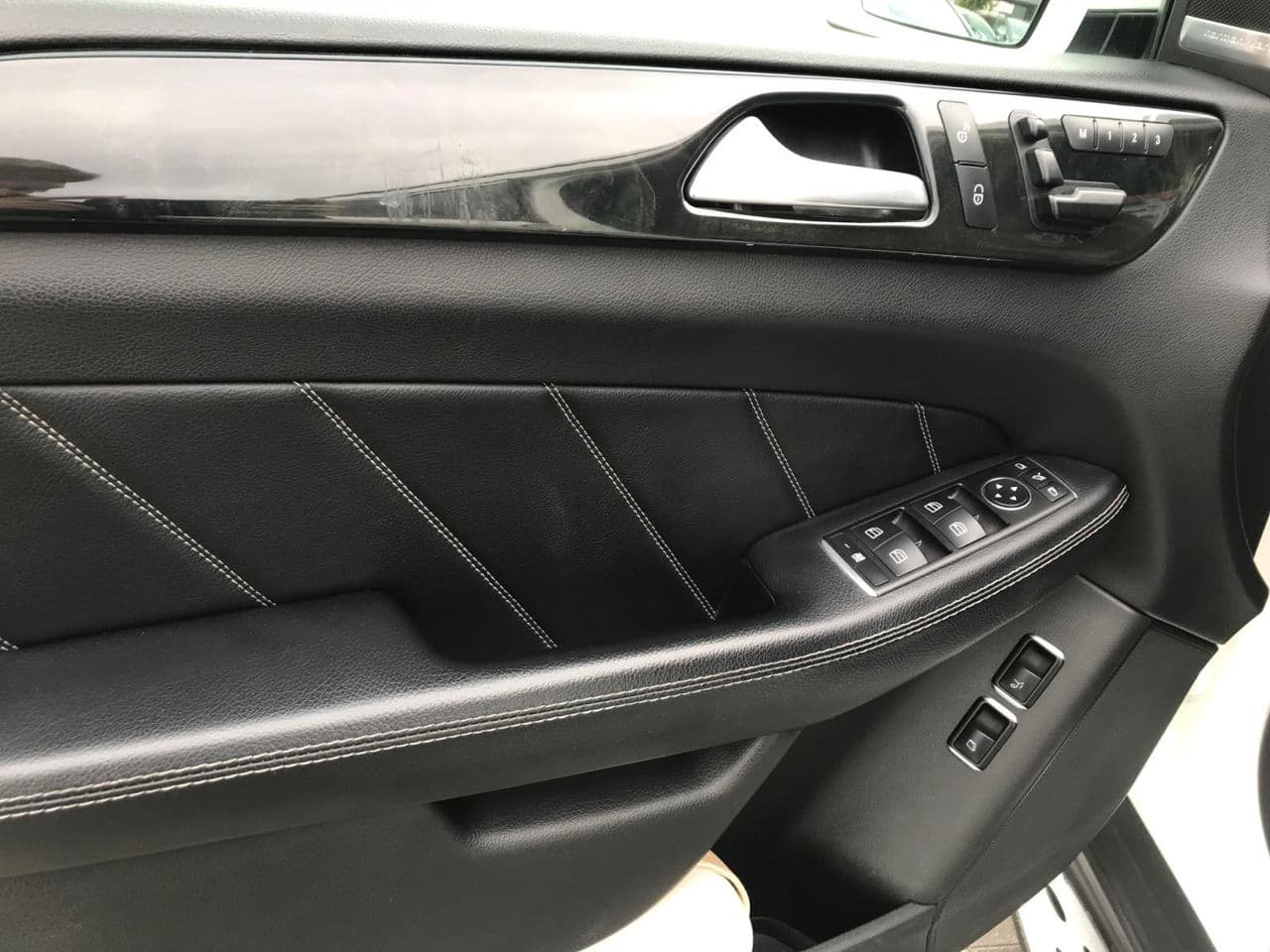 2015 Mercedes GL 350 — Miniatură 6