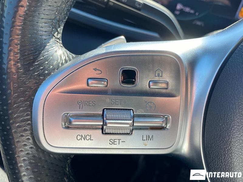 2019 Mercedes GLE 300d — Miniatură 10