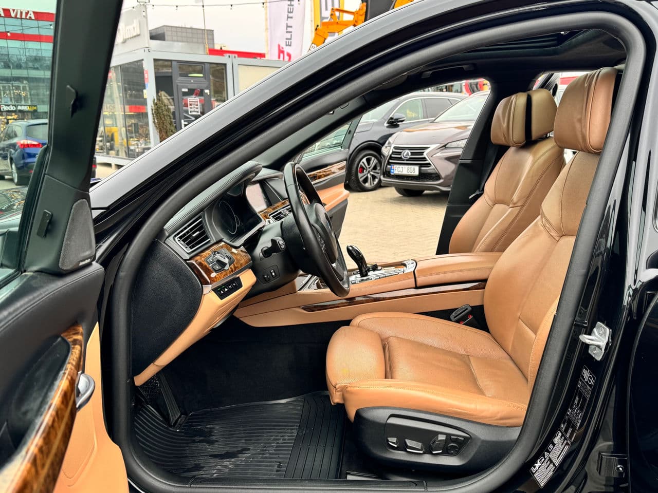 2013 BMW 740 — Miniatură 5