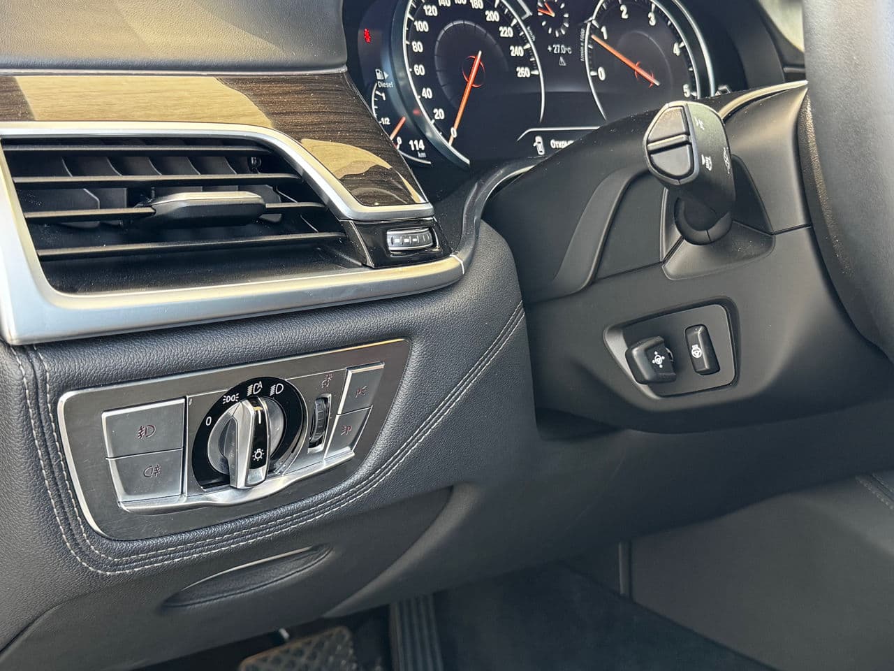 2015 BMW 730 — Miniatură 18