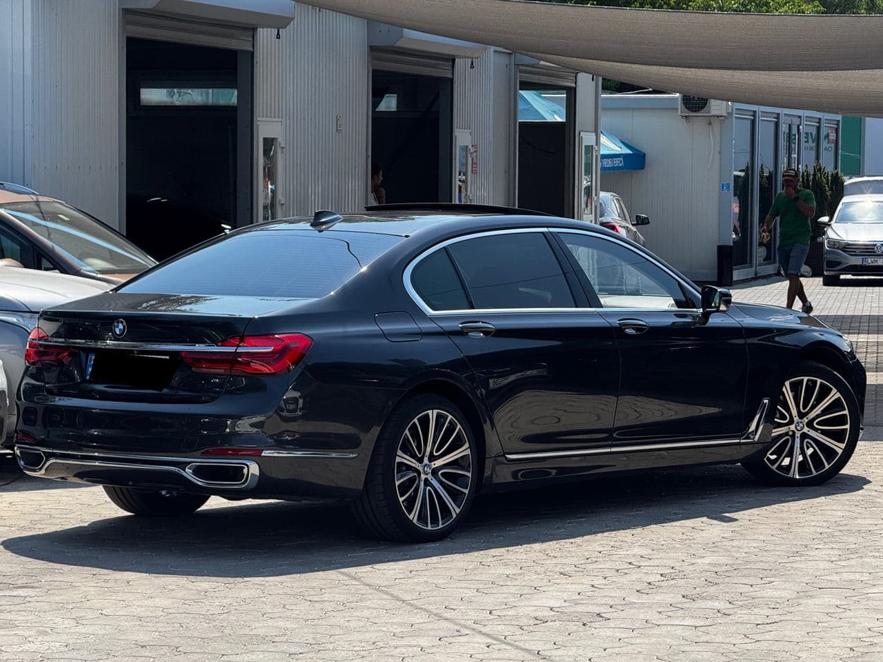 2015 BMW 730 — Miniatură 4
