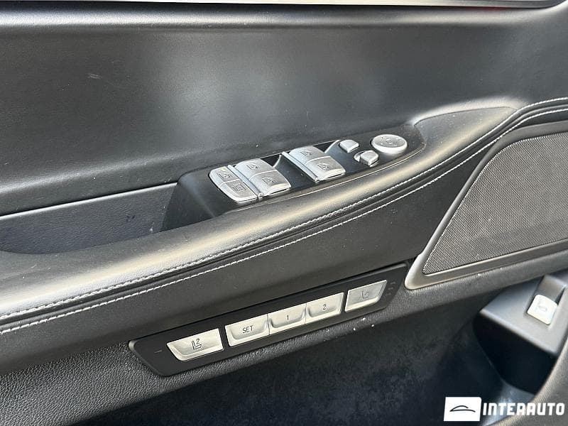2015 BMW 730 — Miniatură 15
