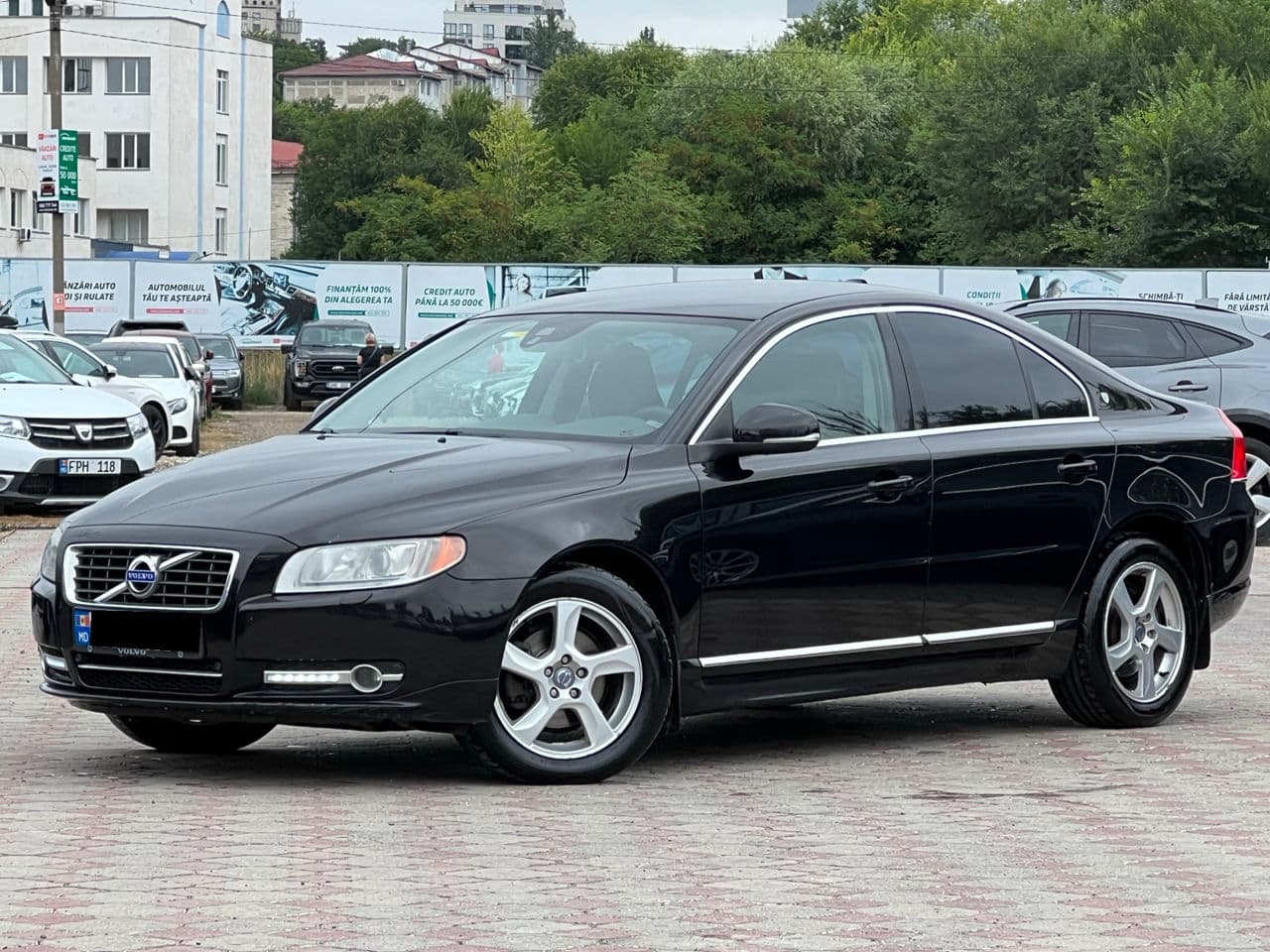 Volvo S 80