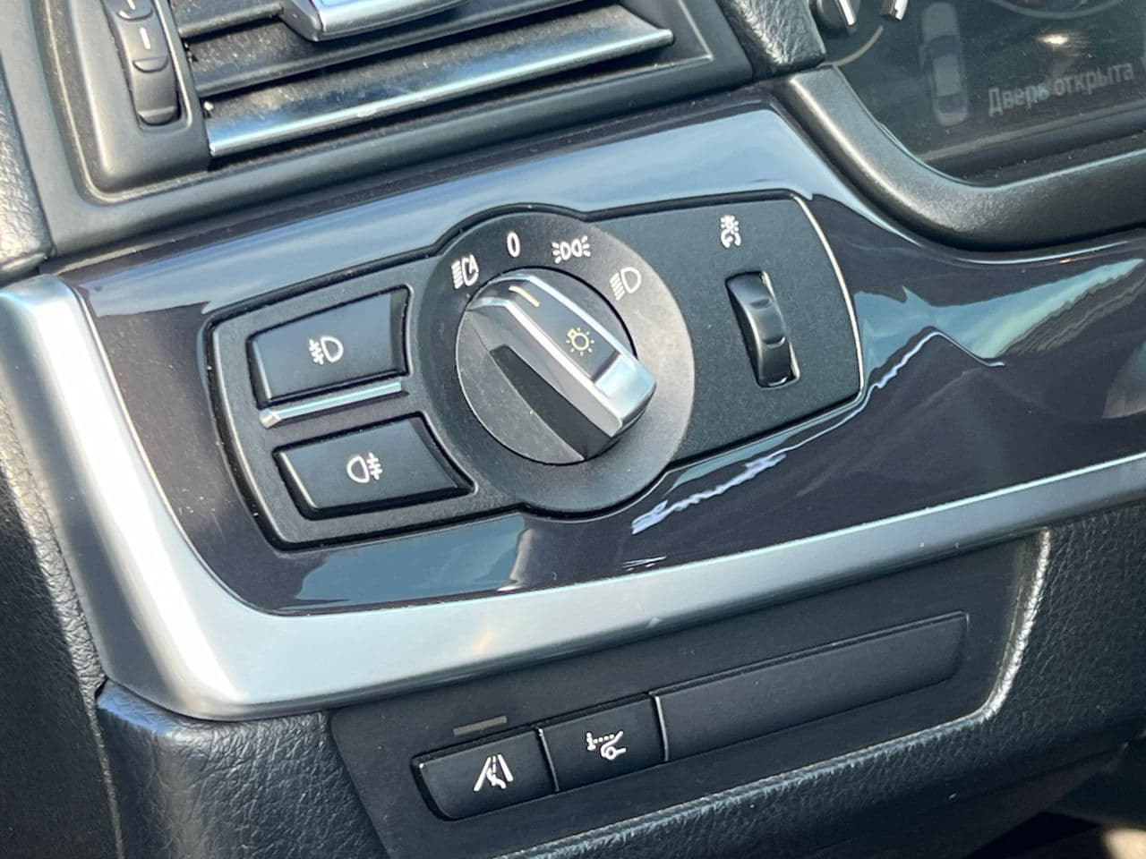 2012 BMW 525 — Miniatură 11