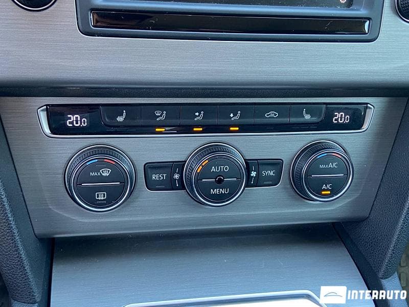 2015 Volkswagen Passat — Miniatură 12
