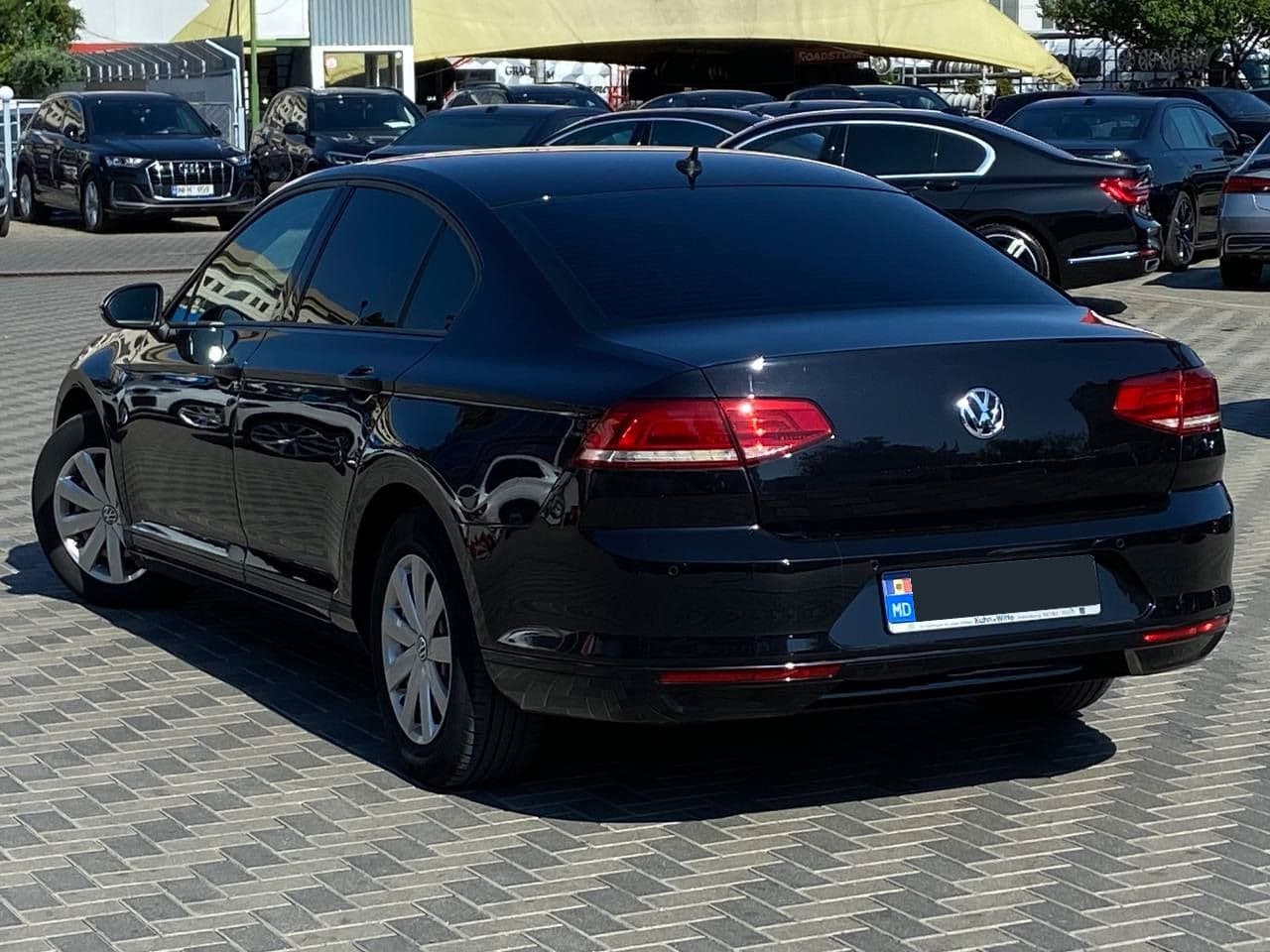 2015 Volkswagen Passat — Miniatură 2