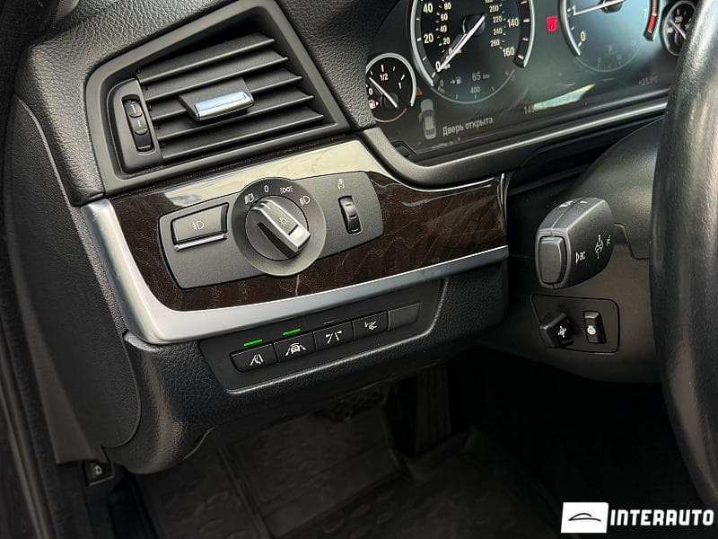 2013 BMW 528 — Miniatură 9