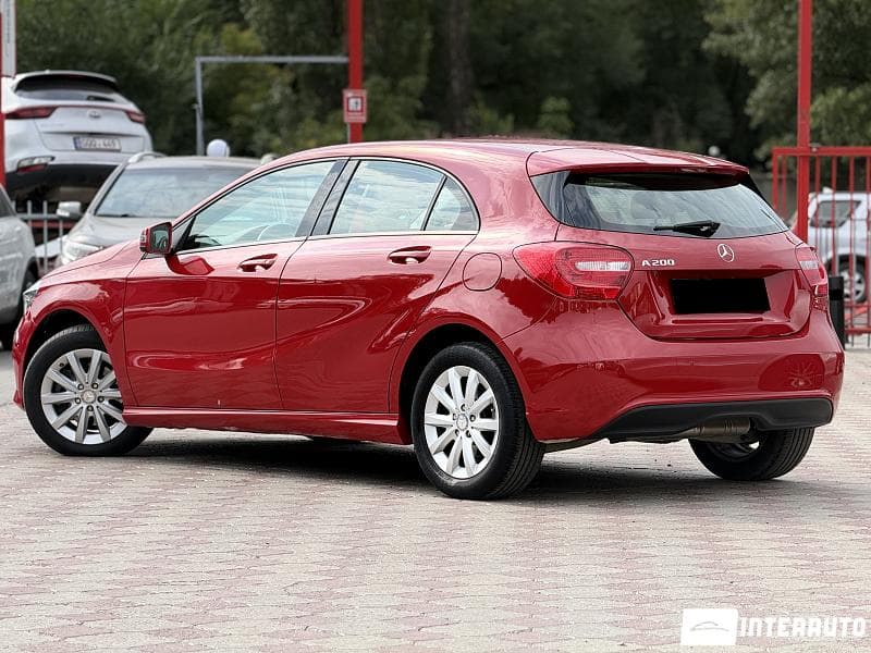 2015 Mercedes A 200 — Miniatură 3