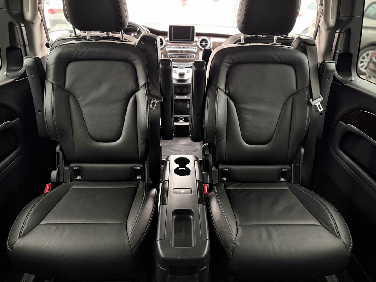 2019 Mercedes V 250 — Miniatură 22