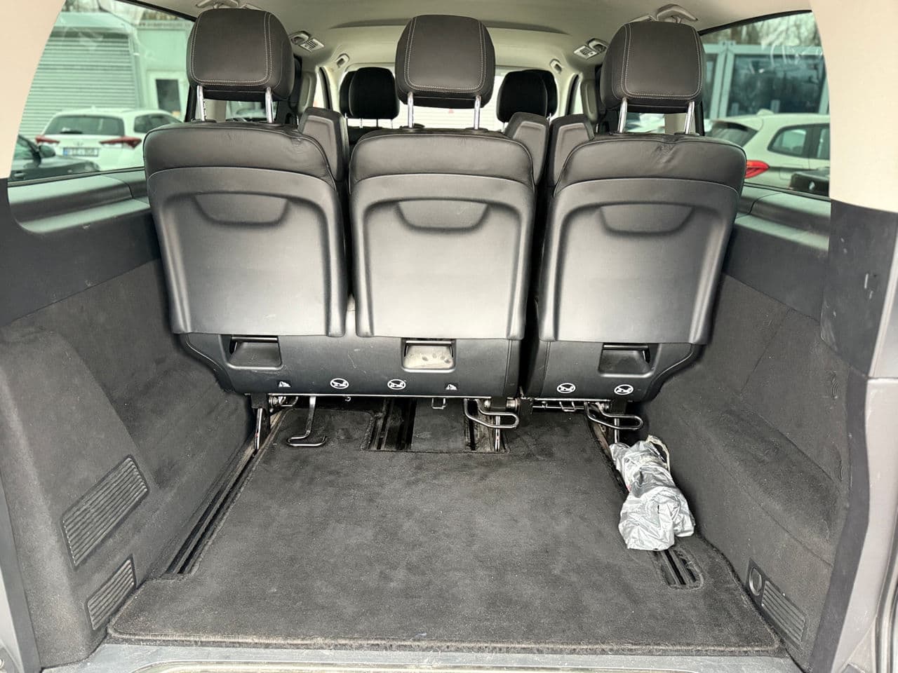 2019 Mercedes V 250 — Miniatură 25