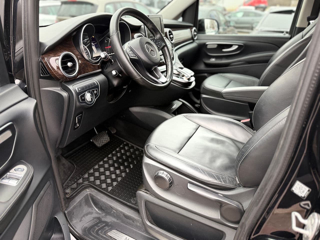 2019 Mercedes V 250 — Miniatură 7