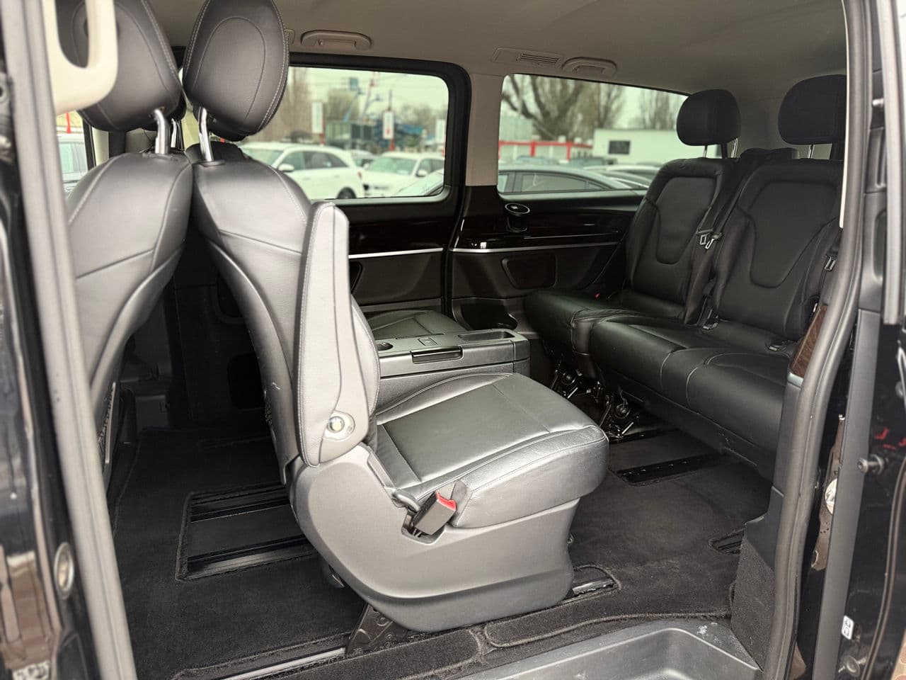 2019 Mercedes V 250 — Miniatură 21