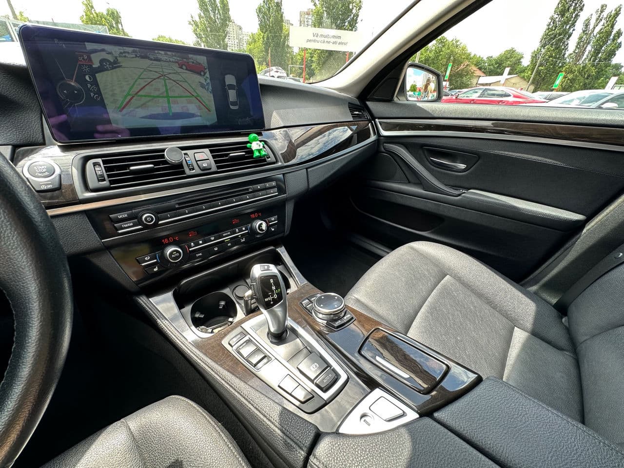 BMW 528 2014 — Миниатюра 11