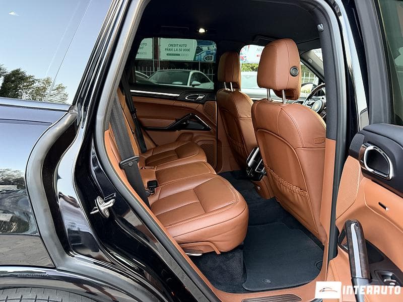 Porsche Cayenne 2016 — Миниатюра 19
