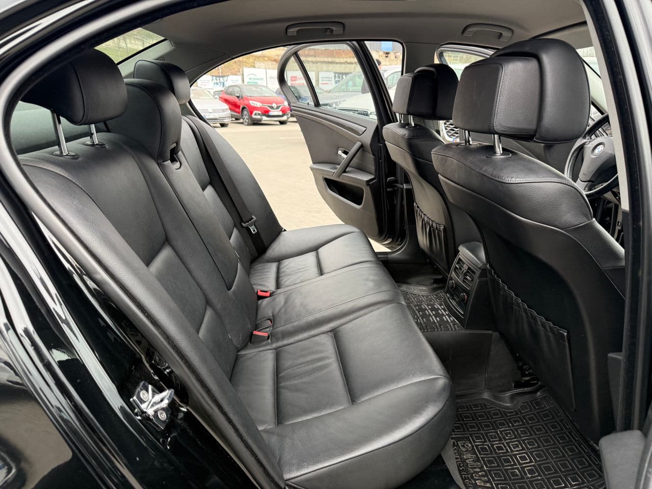 2008 BMW 520 — Miniatură 15