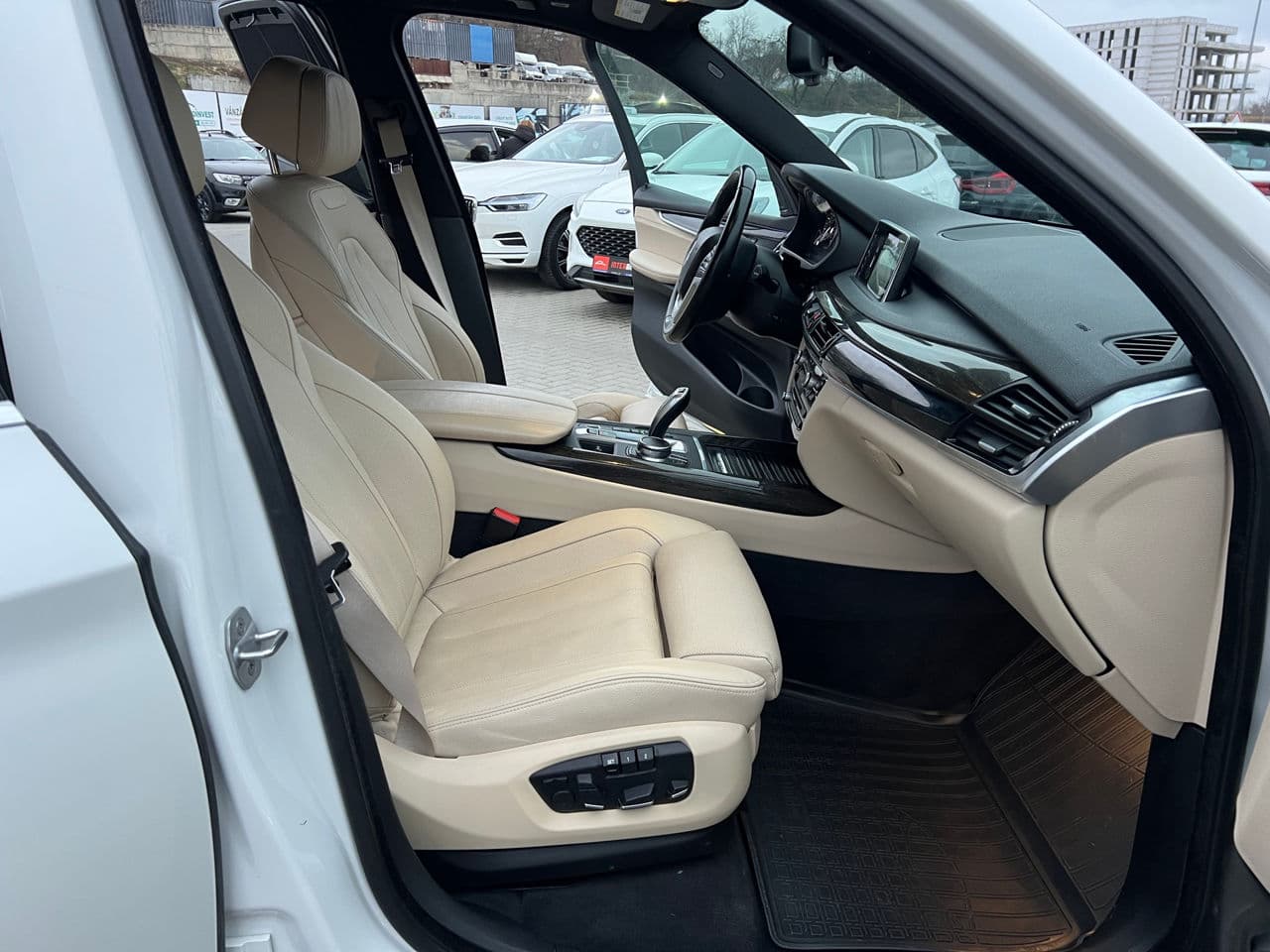 2016 BMW X5 4.0e — Miniatură 17