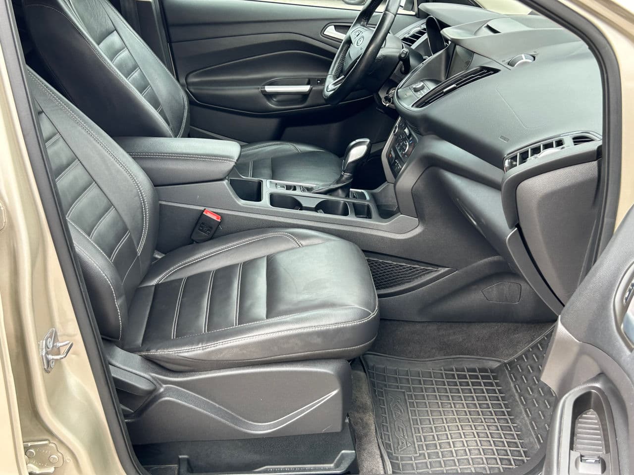 2018 Ford Escape — Miniatură 14