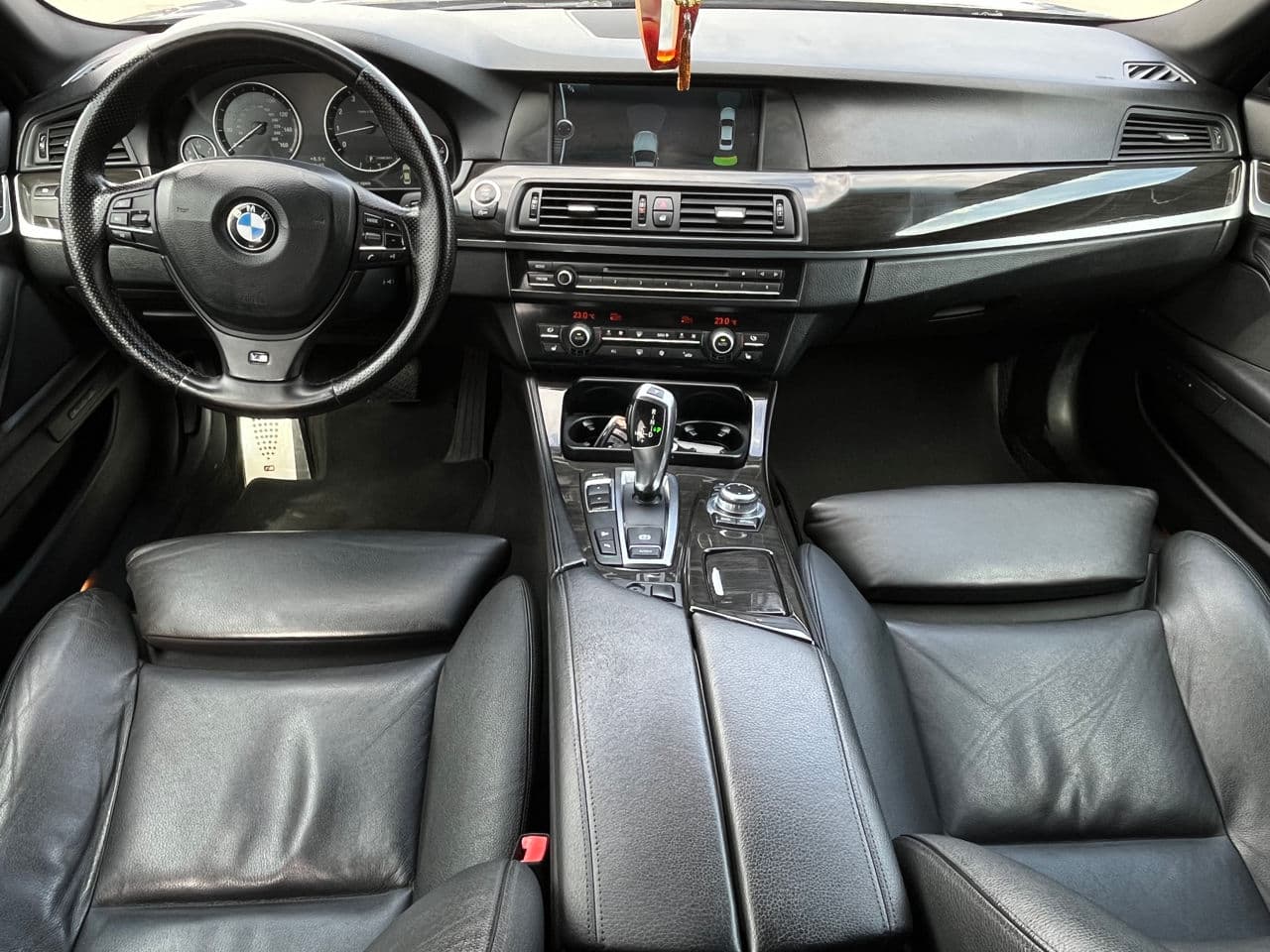2011 BMW 528 — Miniatură 9