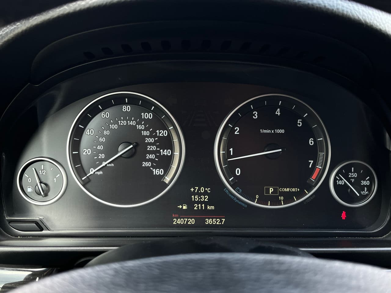 2011 BMW 528 — Miniatură 14