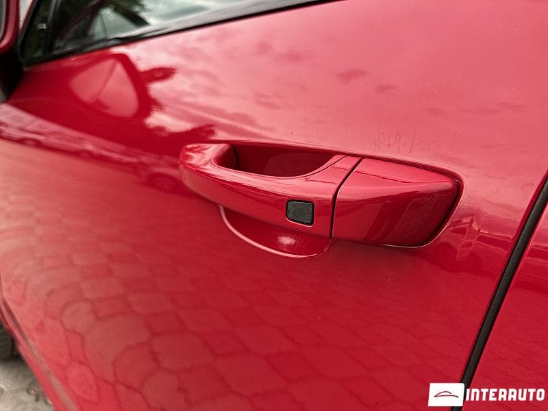 2015 Porsche Cayenne GTS — Miniatură 5