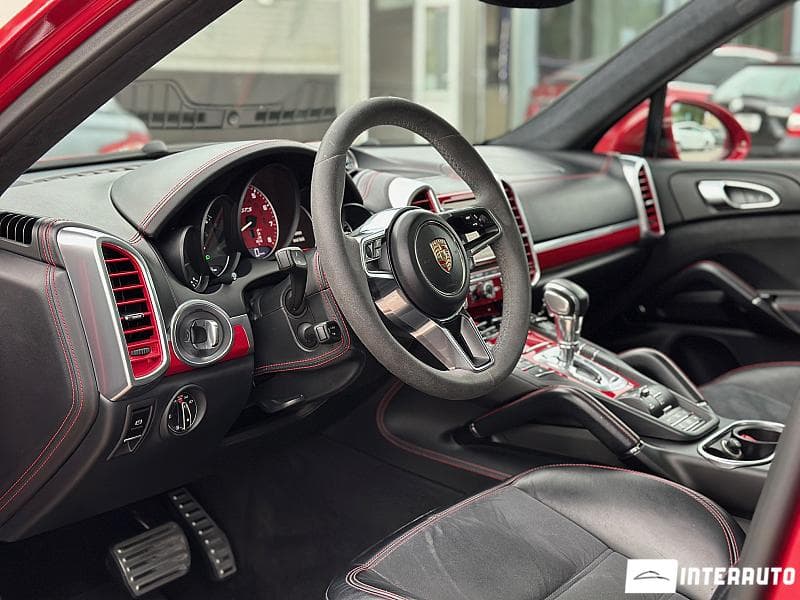 2015 Porsche Cayenne GTS — Miniatură 6