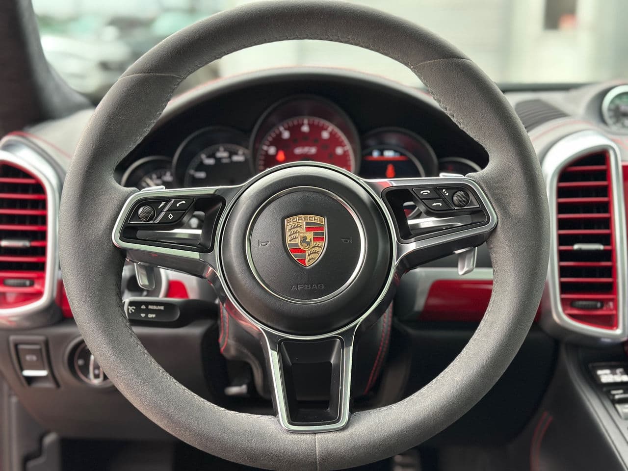 2015 Porsche Cayenne GTS — Miniatură 11