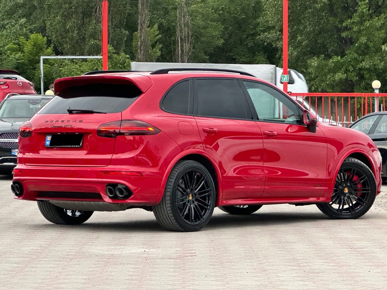 2015 Porsche Cayenne GTS — Miniatură 3