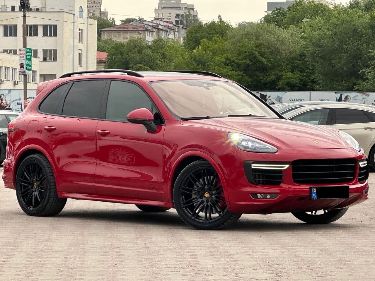 2015 Porsche Cayenne GTS — Miniatură 4
