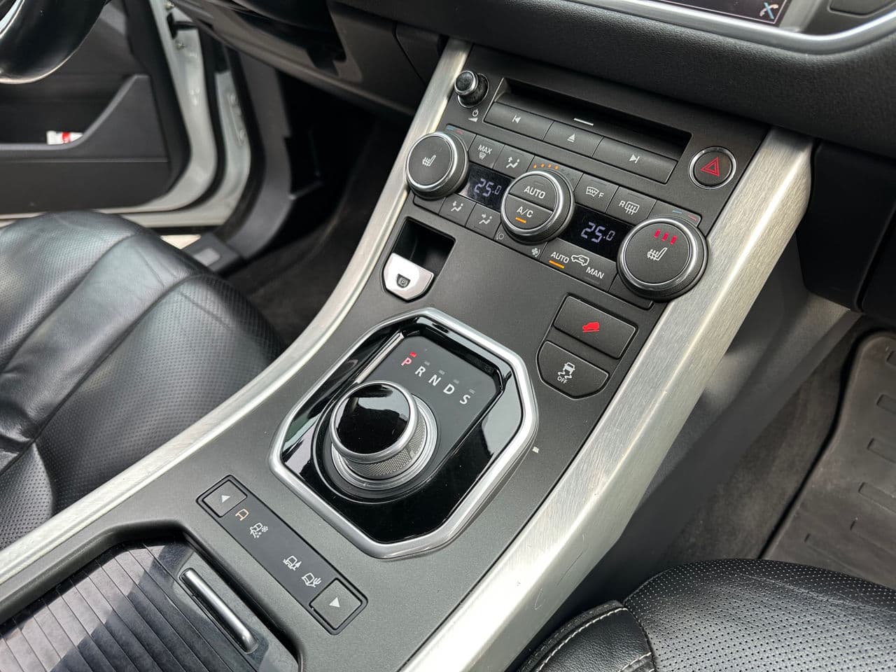 2012 Land Rover Range Rover Evoque — Miniatură 11