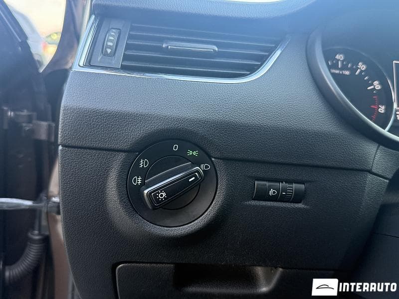 2013 Skoda Octavia — Miniatură 16
